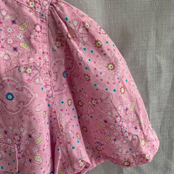 Women’s wrangler cute floral button up western wear - Picture 4 of 4